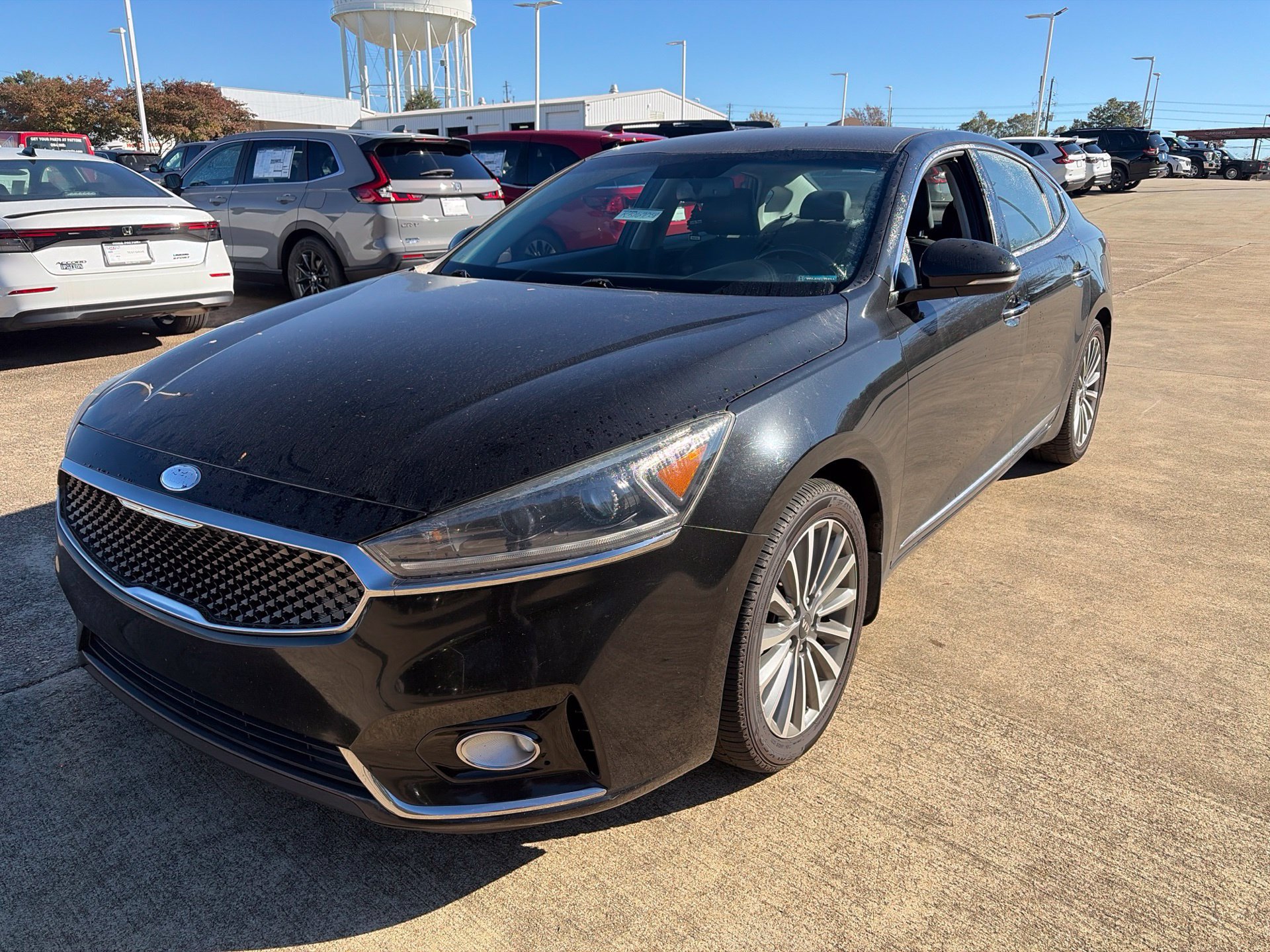 Used 2019 Kia Cadenza Premium
