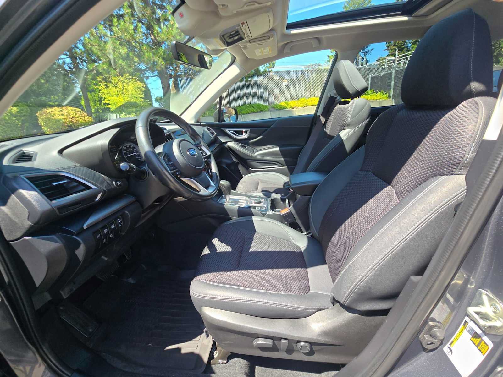 Used 2021 Subaru Forester Premium AWD/4WD image 21