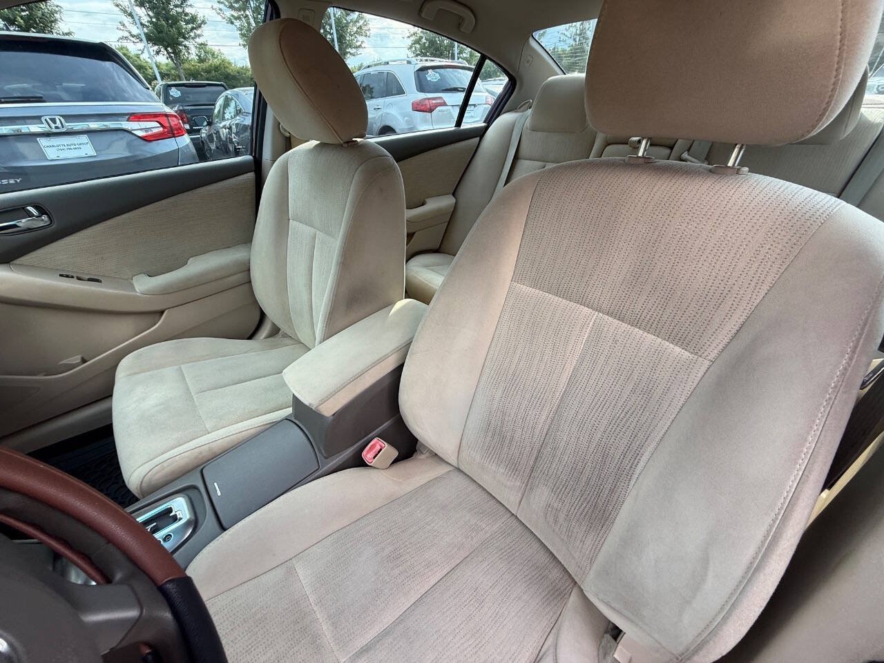 Used 2012 Nissan Altima 2.5 S FWD image 16