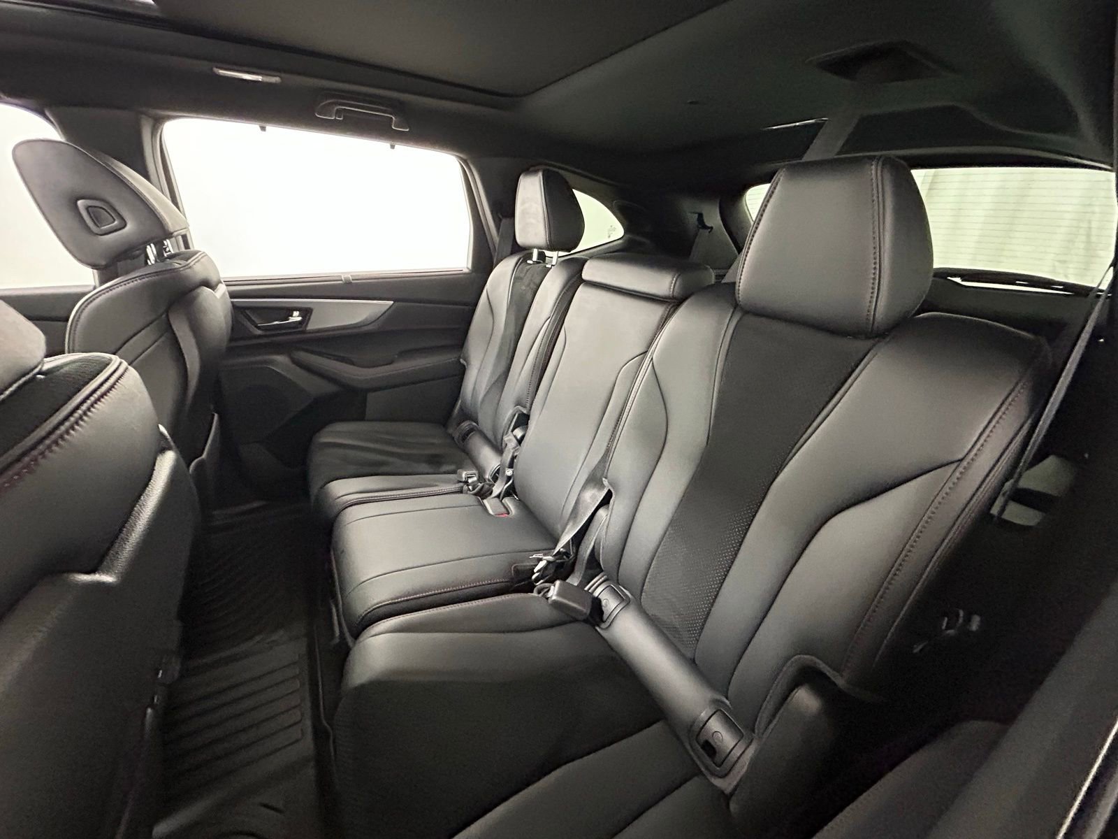 Used 2022 Acura MDX A-Spec image 32