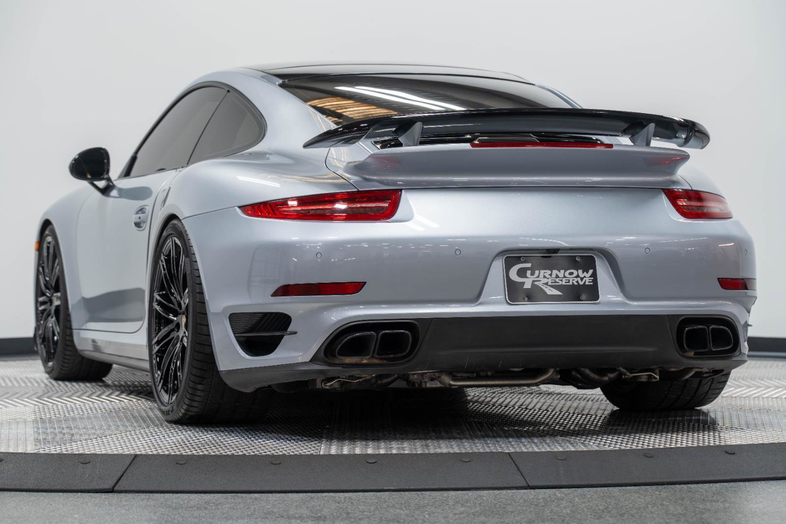 Used 2016 Porsche 911 Turbo image 2