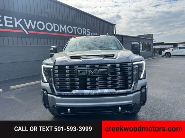 Used 2024 GMC Sierra 3500 Denali Ultimate image 8