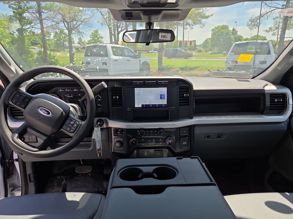 New 2024 Ford F450 XL image 21