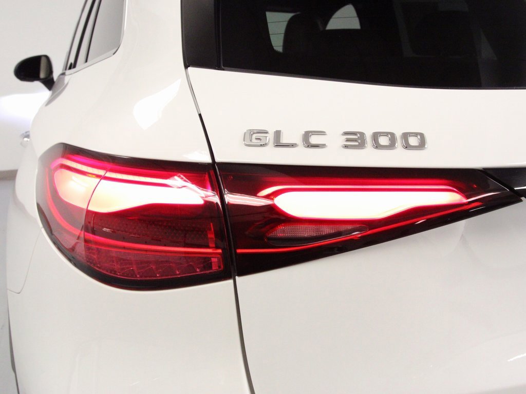 Certified 2024 Mercedes-Benz GLC 300 GLC 300 image 11