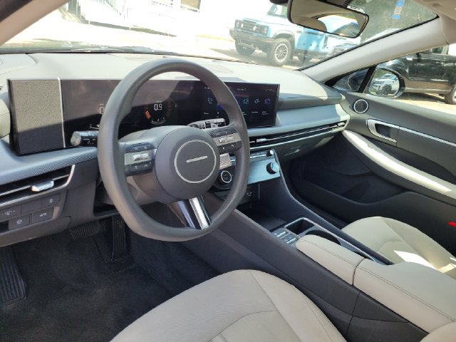 Used 2025 Hyundai Sonata SEL FWD image 16