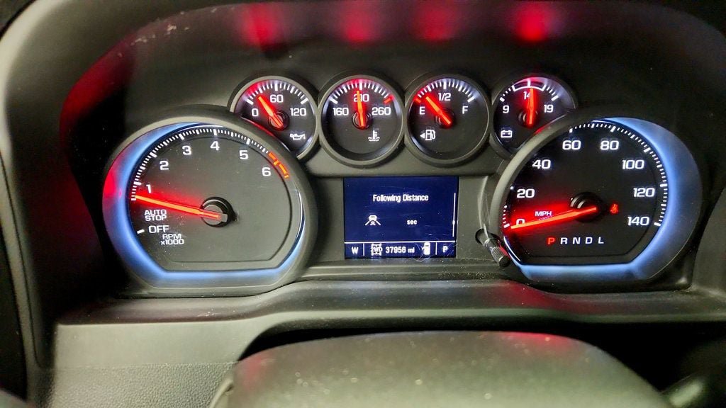 Used 2023 Chevrolet Silverado 1500 Custom Trail Boss w/ LPO, Dark Essentials Package AWD/4WD image 14