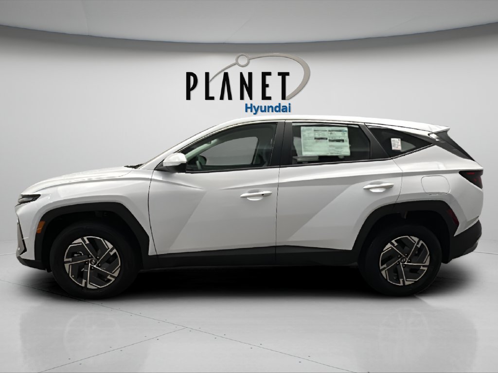 New 2026 Hyundai Tucson Blue SE AWD/4WD image 2