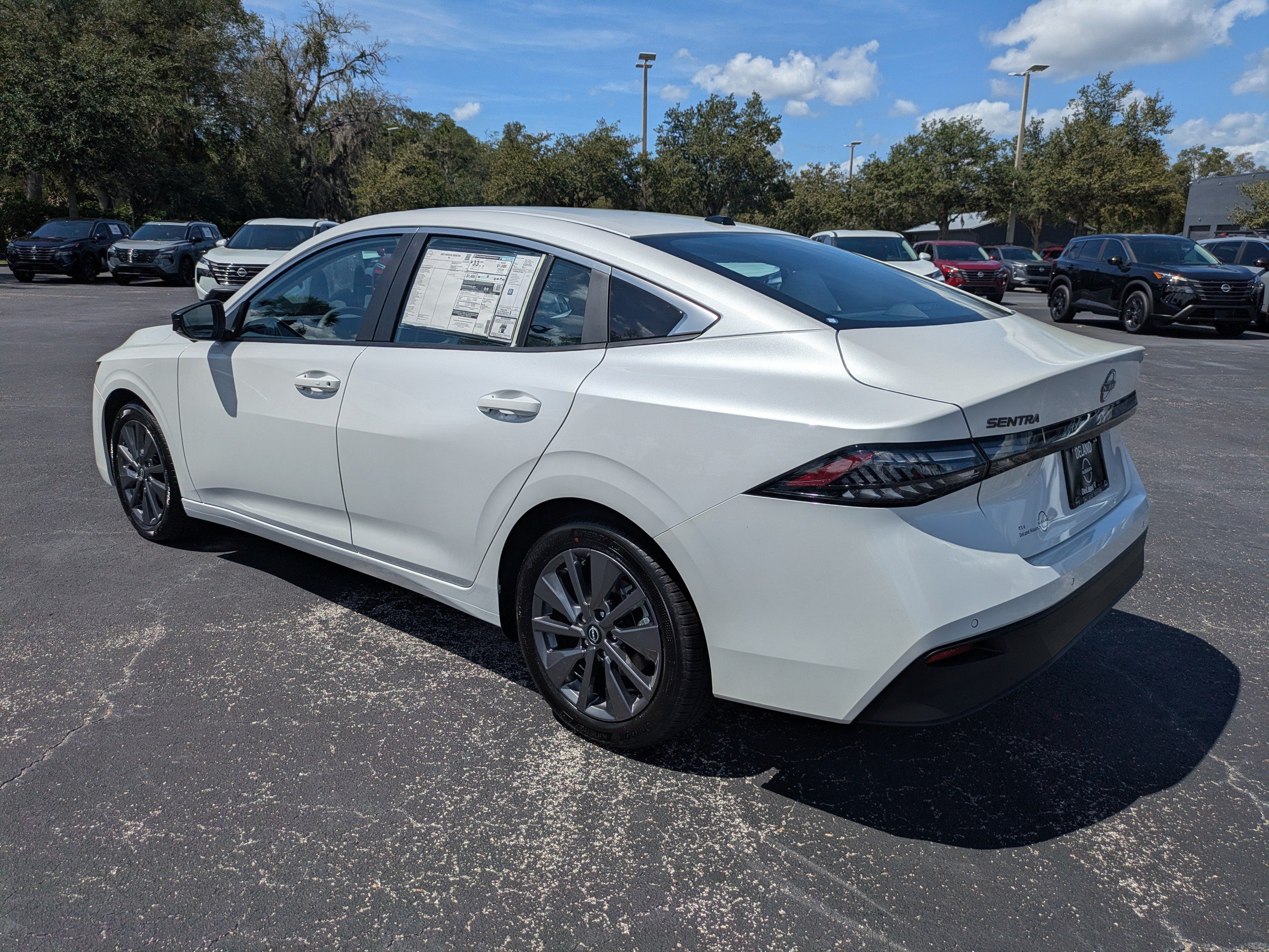 New 2027 Nissan Sentra SL FWD image 6