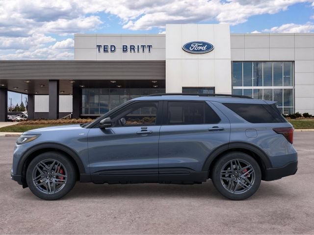 New 2026 Ford Explorer ST-Line w/ ST-Line Street Pack AWD/4WD image 4