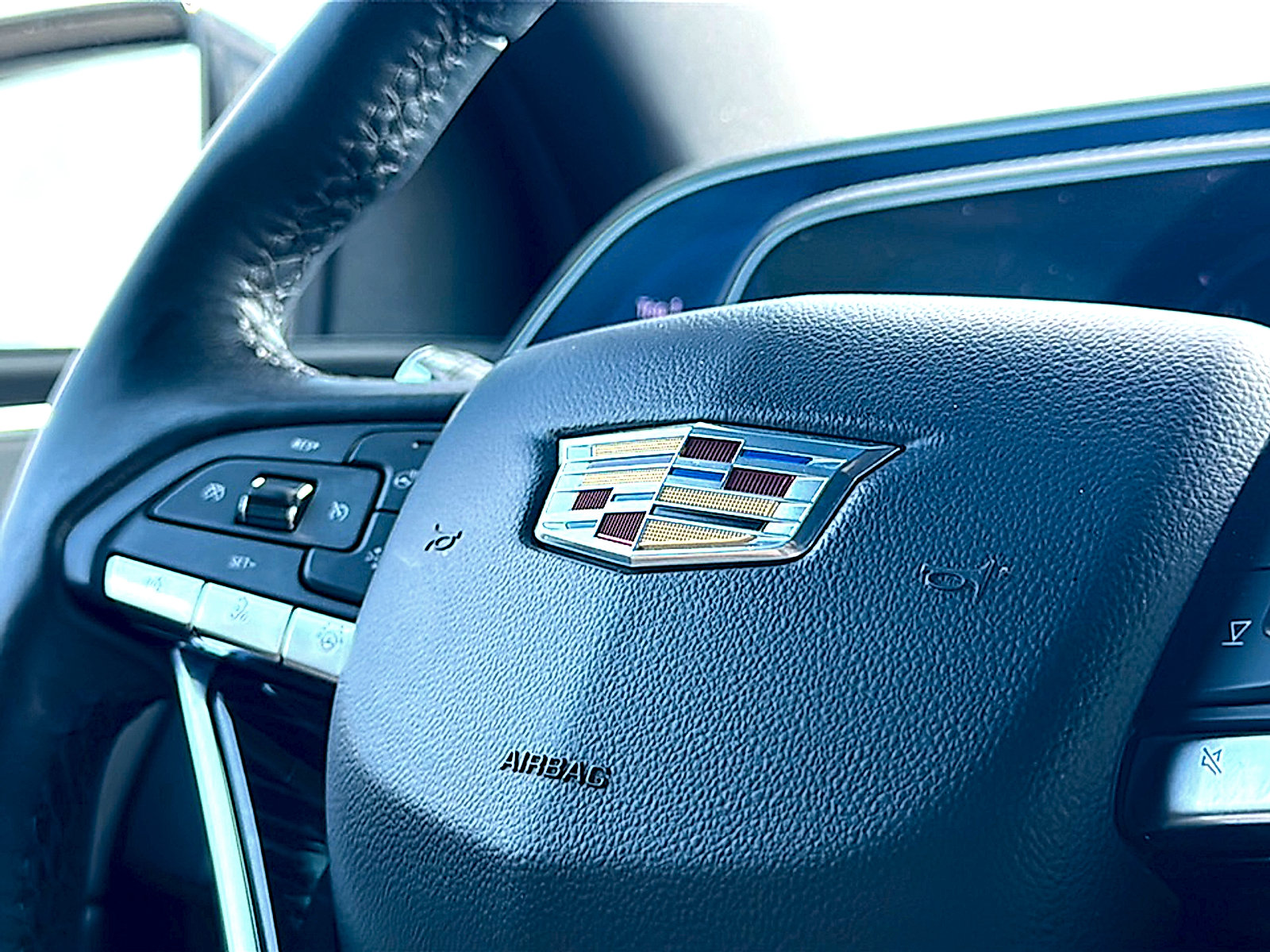 Used 2023 Cadillac Escalade Sport w/ Touring Package RWD image 32