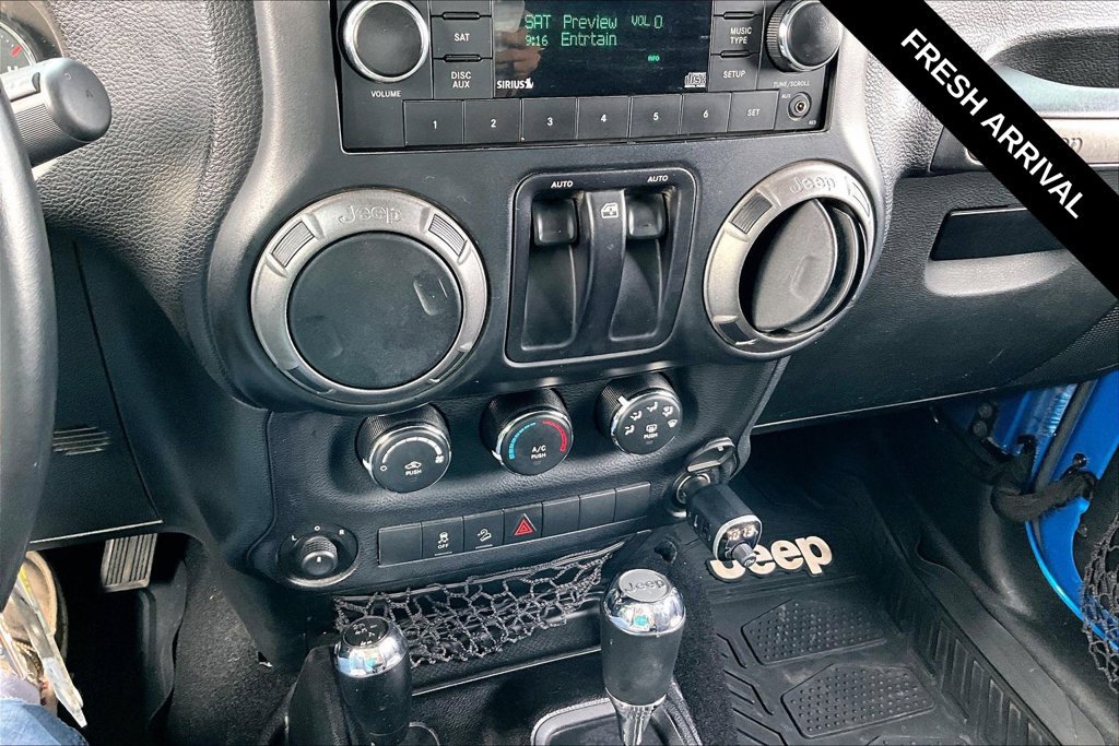 Used 2015 Jeep Wrangler Sport w/ Quick Order Package 24S AWD/4WD image 8
