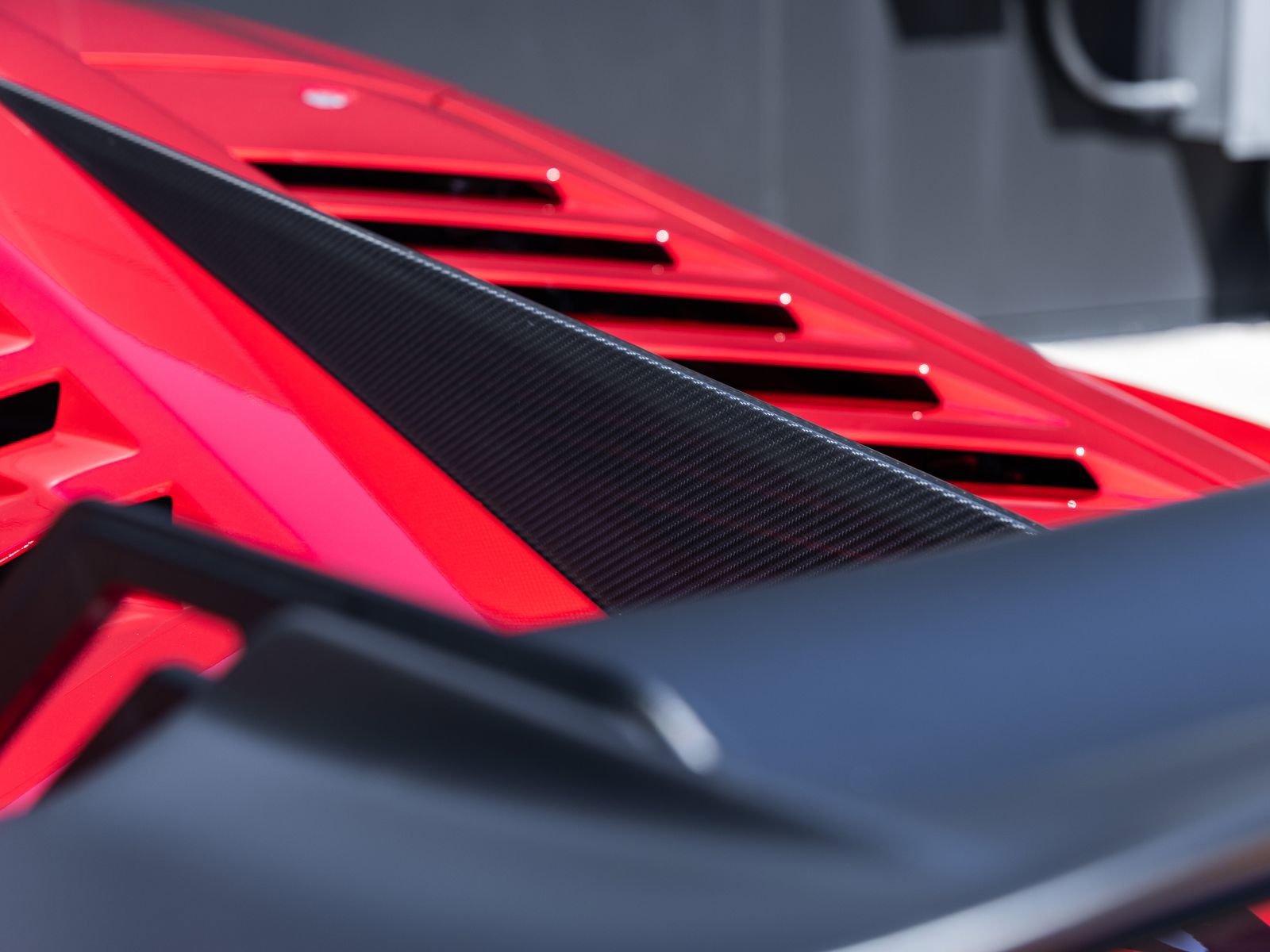 Used 2022 Lamborghini Huracan STO image 15