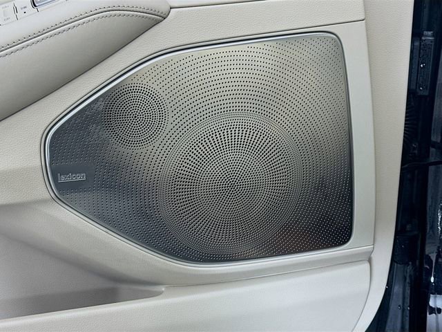 Used 2021 Genesis G90 5.0 Ultimate image 19