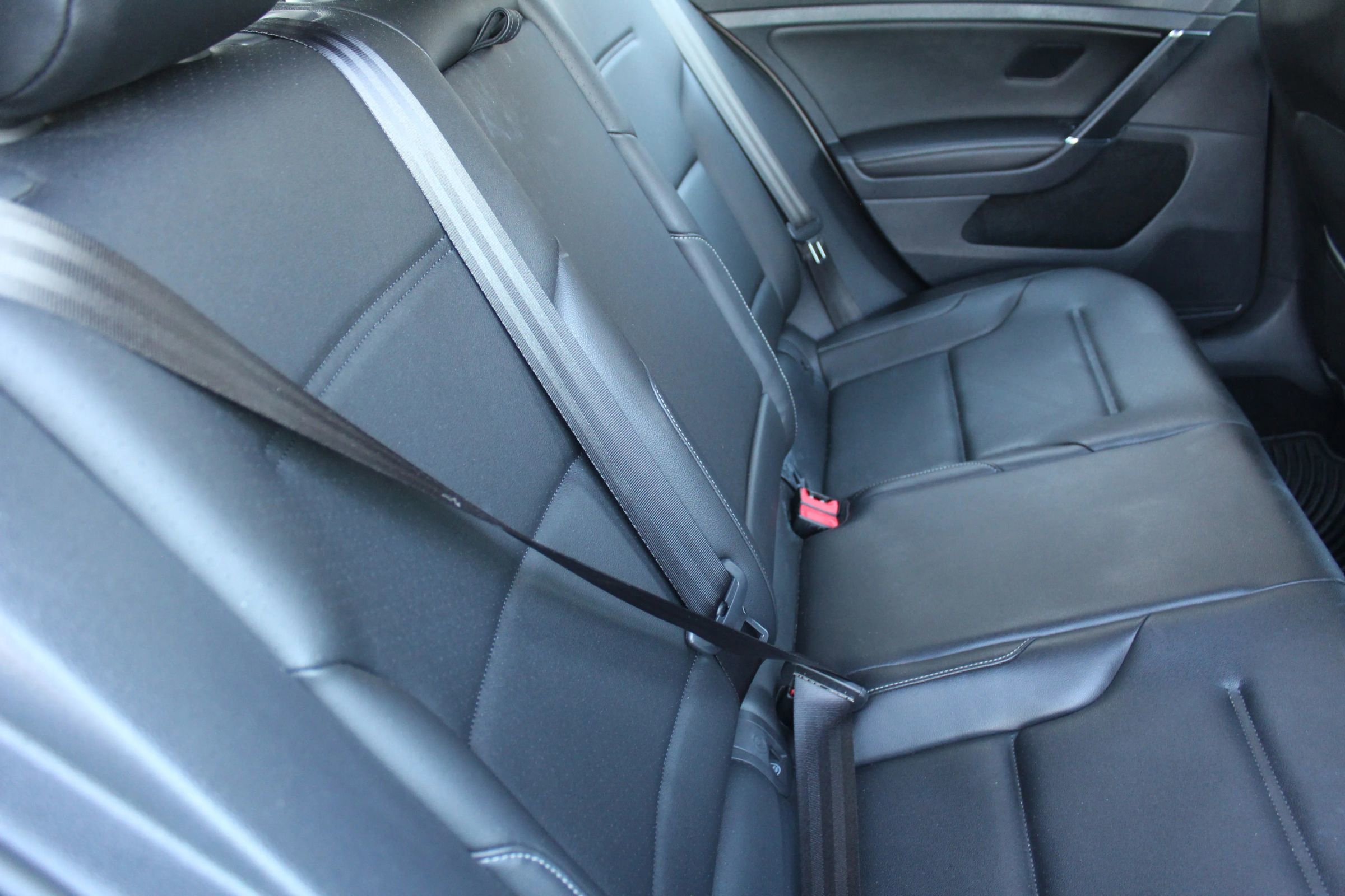 Used 2016 Volkswagen Golf SE w/ Lighting Package image 15