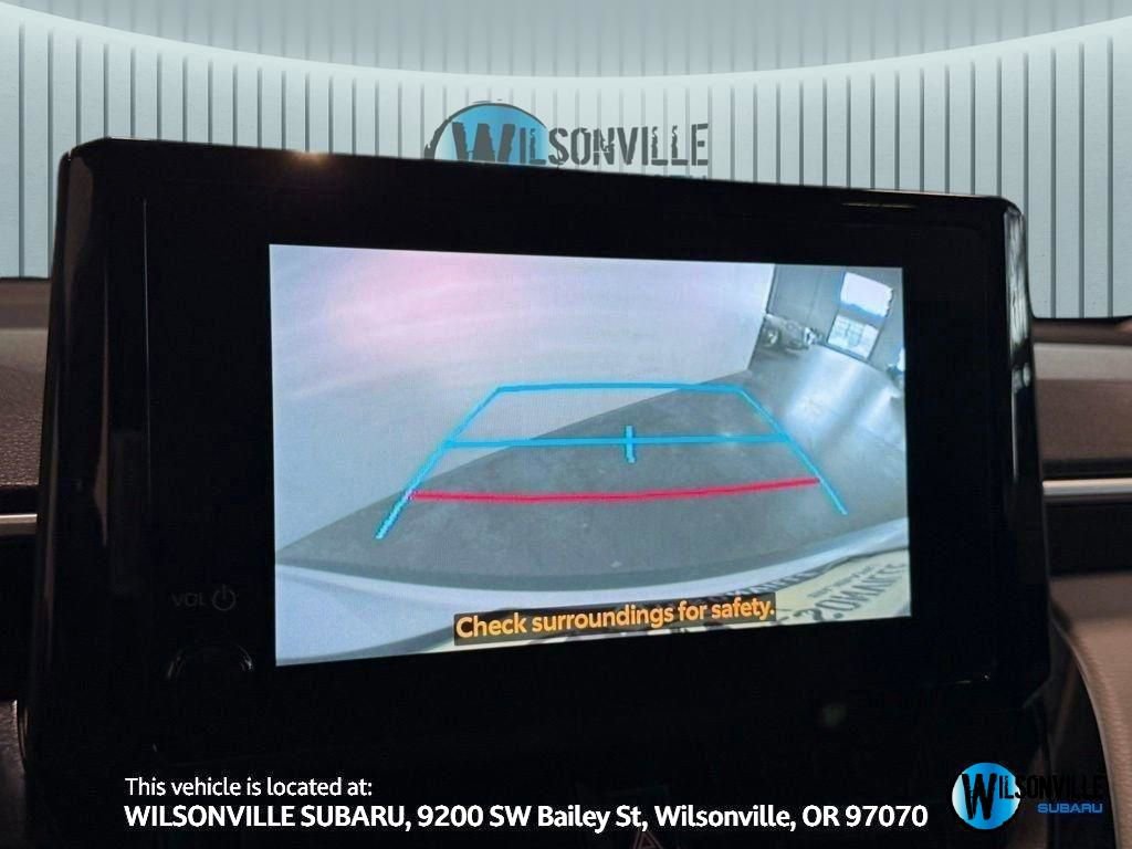 Used 2024 Toyota Corolla Cross L image 3