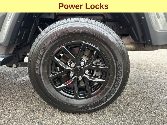 Used 2022 Jeep Gladiator Sport image 12