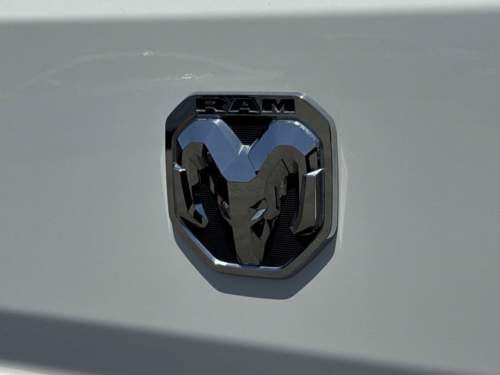 Used 2025 RAM ProMaster 2500 w/ Convenience Group FWD image 26
