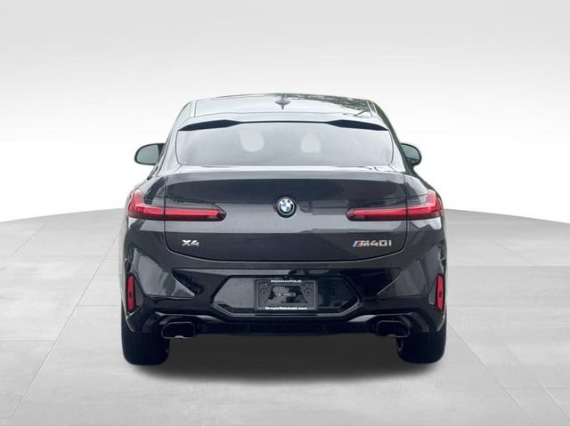 Certified 2025 BMW X4 M40i w/ Premium Package AWD/4WD image 8