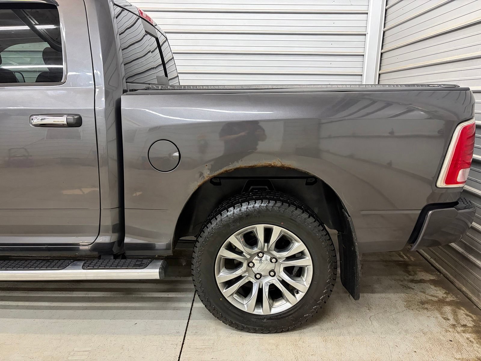Used 2014 RAM 1500 Limited AWD/4WD image 5