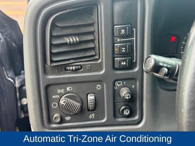 Used 2005 GMC Yukon SLT w/ SLT Preferred Equipment Group AWD/4WD image 19
