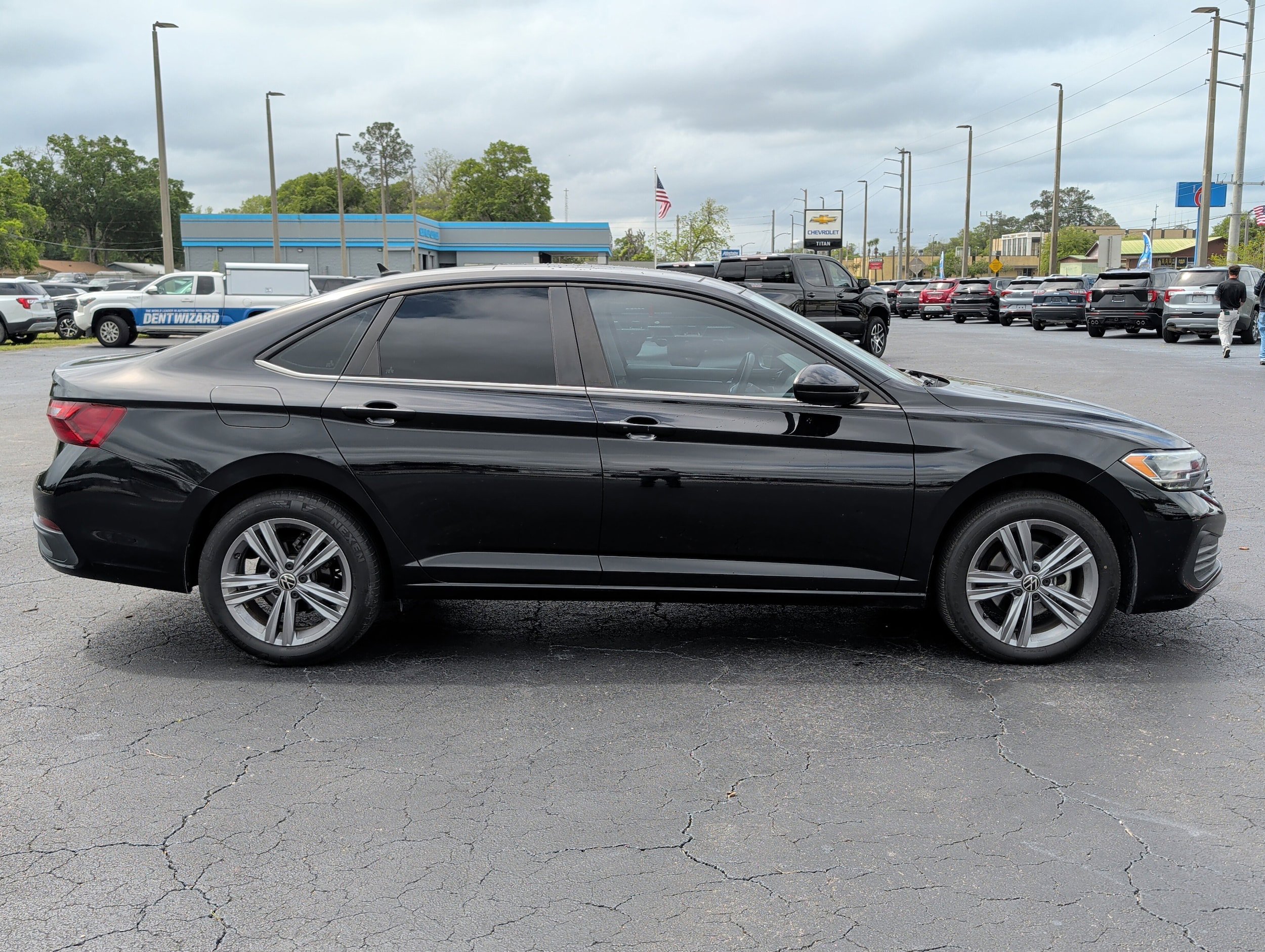 Used 2022 Volkswagen Jetta SE FWD image 5