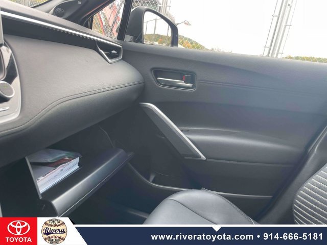 Used 2024 Toyota Corolla Cross AWD Hybrid w/ Convenience Package image 33