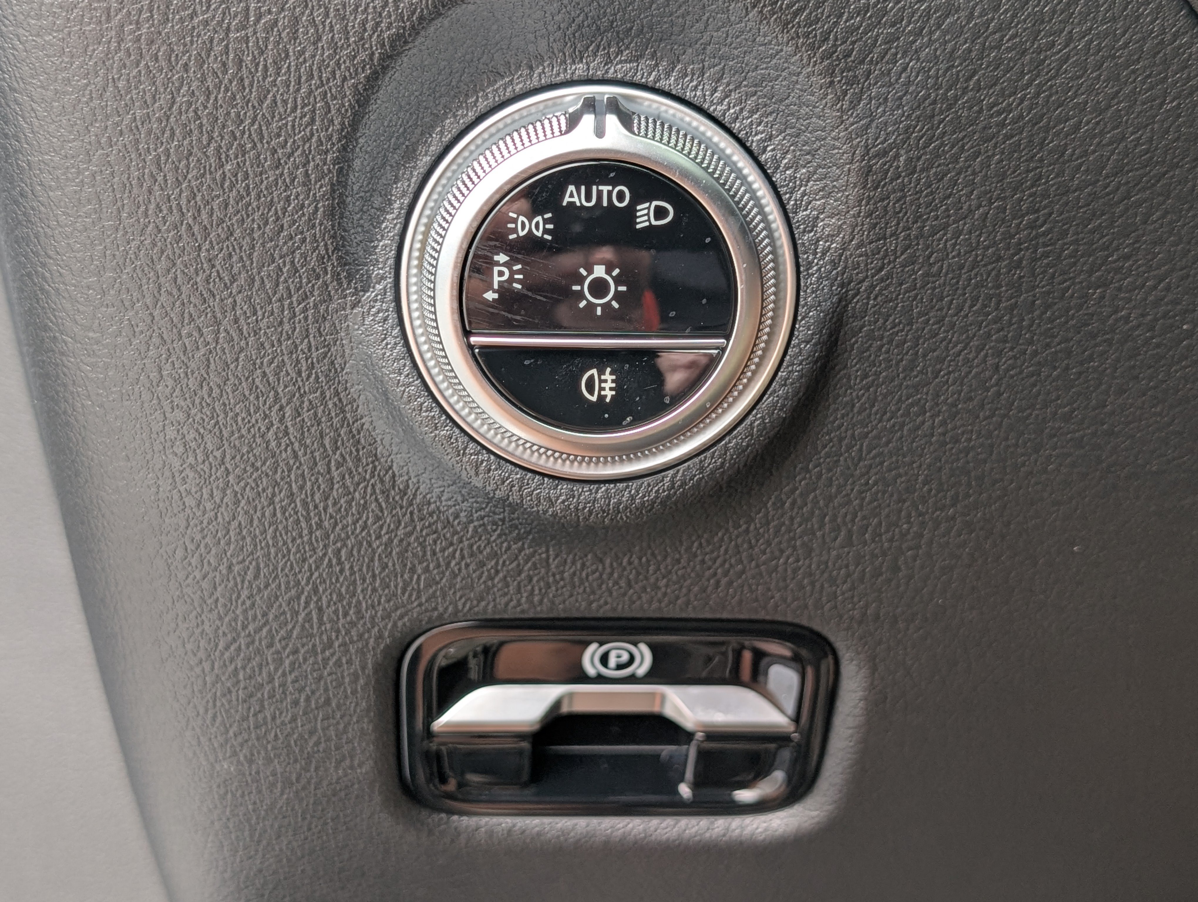 Used 2023 Mercedes-Benz C 300 4MATIC Sedan image 23