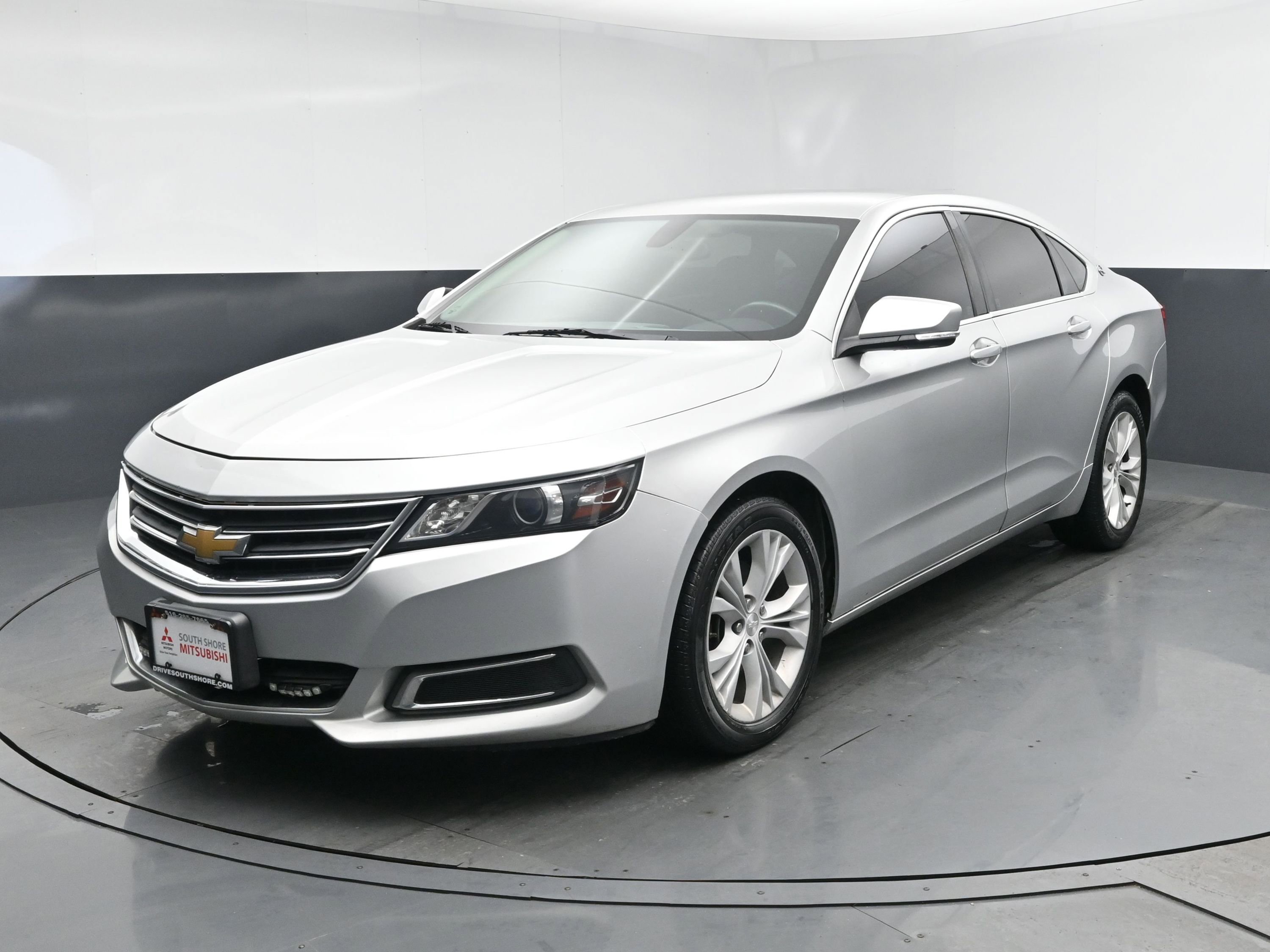 Used 2015 Chevrolet Impala LT image 1