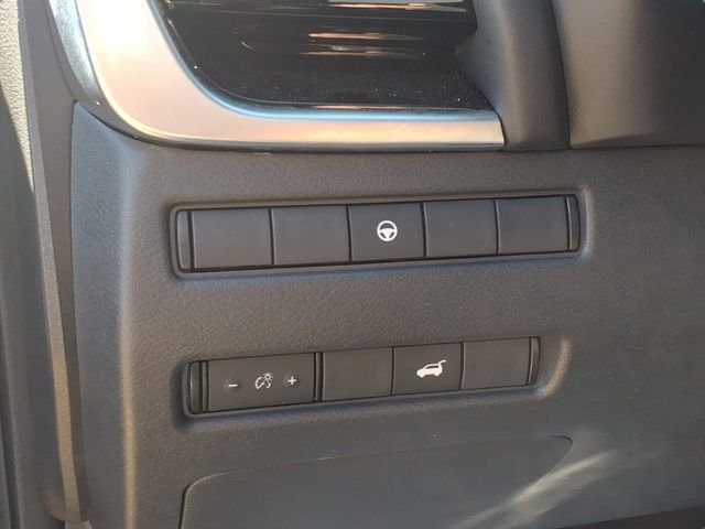 Certified 2023 Nissan Rogue SL w/ SL Premium Package image 19