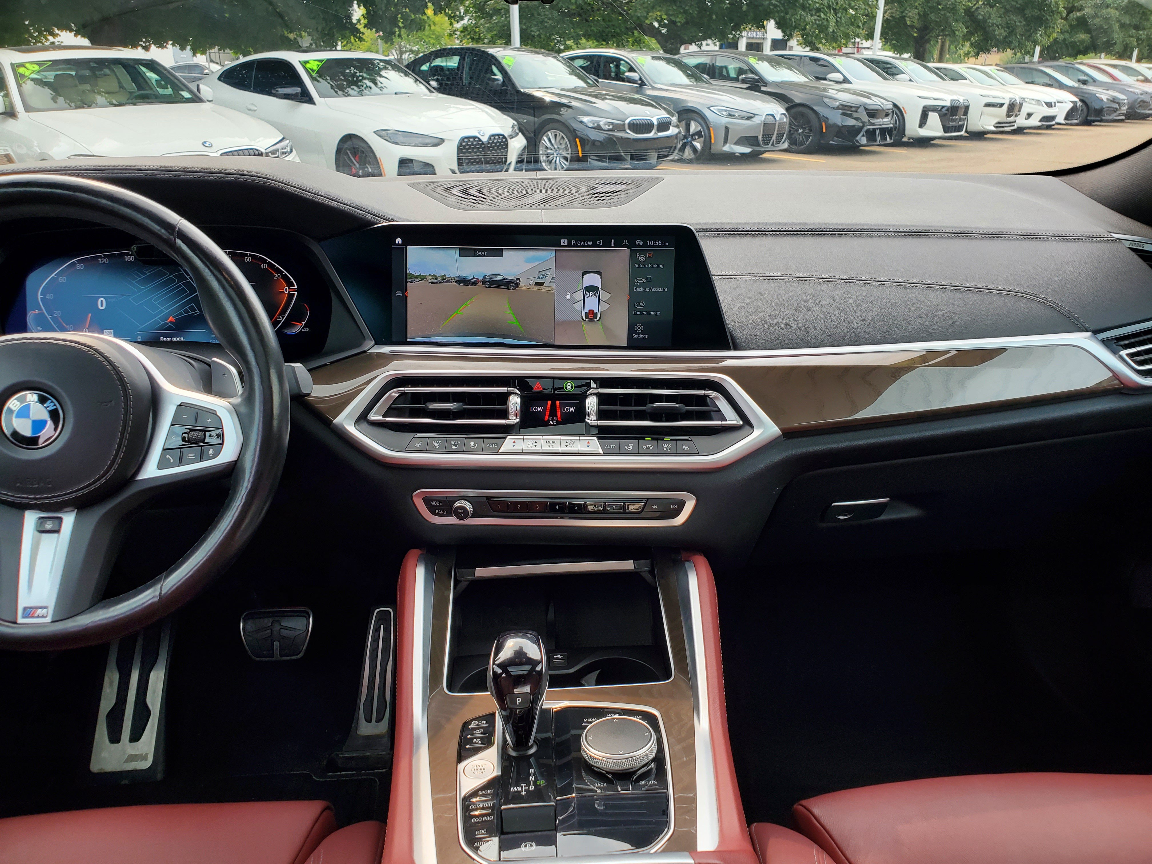 Used 2022 BMW X6 xDrive40i w/ M Sport Package AWD/4WD image 31