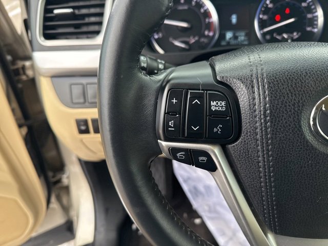 Used 2016 Toyota Highlander Plus image 19