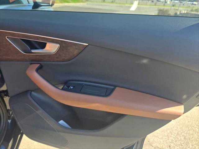 Used 2025 Audi Q7 2.0T Premium image 13