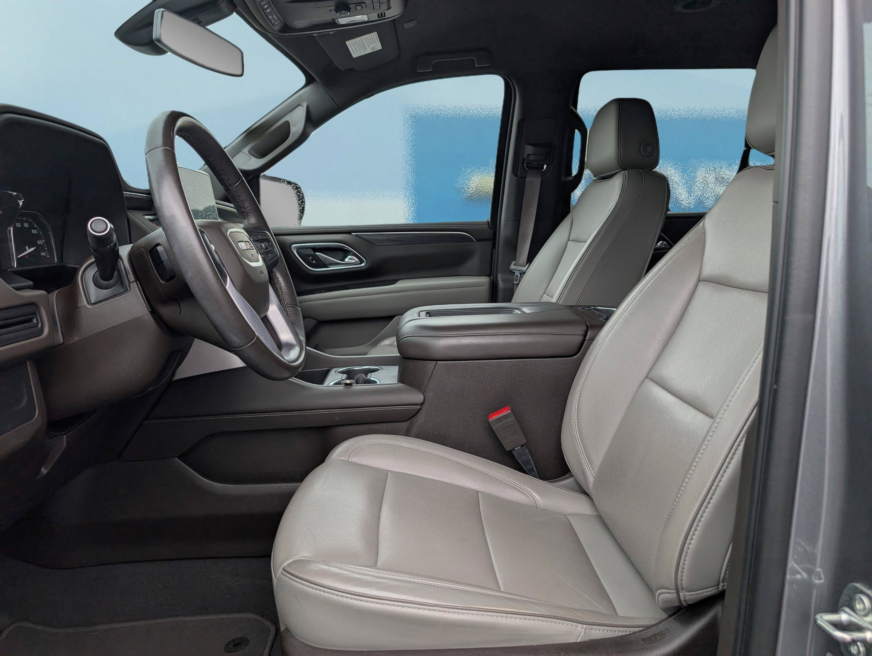 Used 2021 GMC Yukon SLT RWD image 17