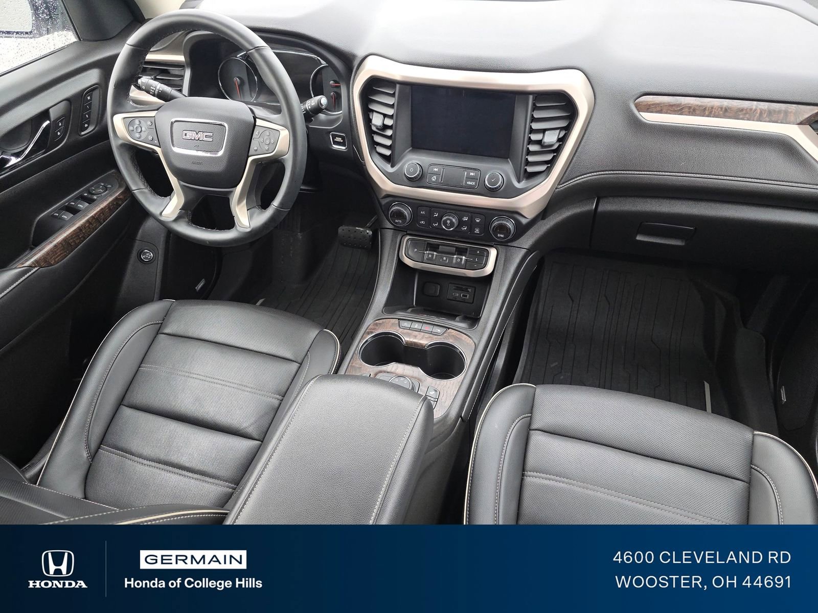 Used 2023 GMC Acadia Denali w/ Denali Technology Package image 23