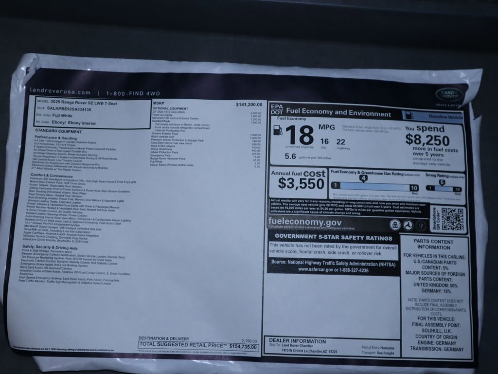 New 2025 Land Rover Range Rover Long Wheelbase SE image 9