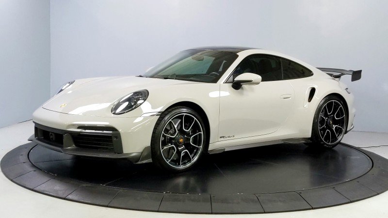 Used 2022 Porsche 911 Turbo S image 3