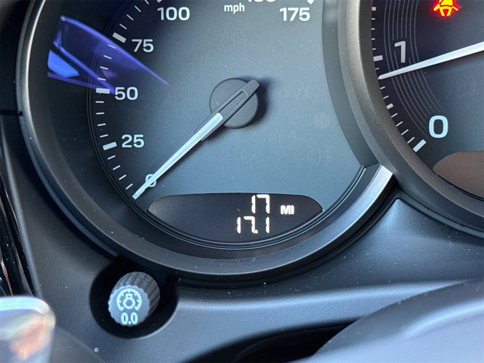 New 2026 Porsche Macan image 28