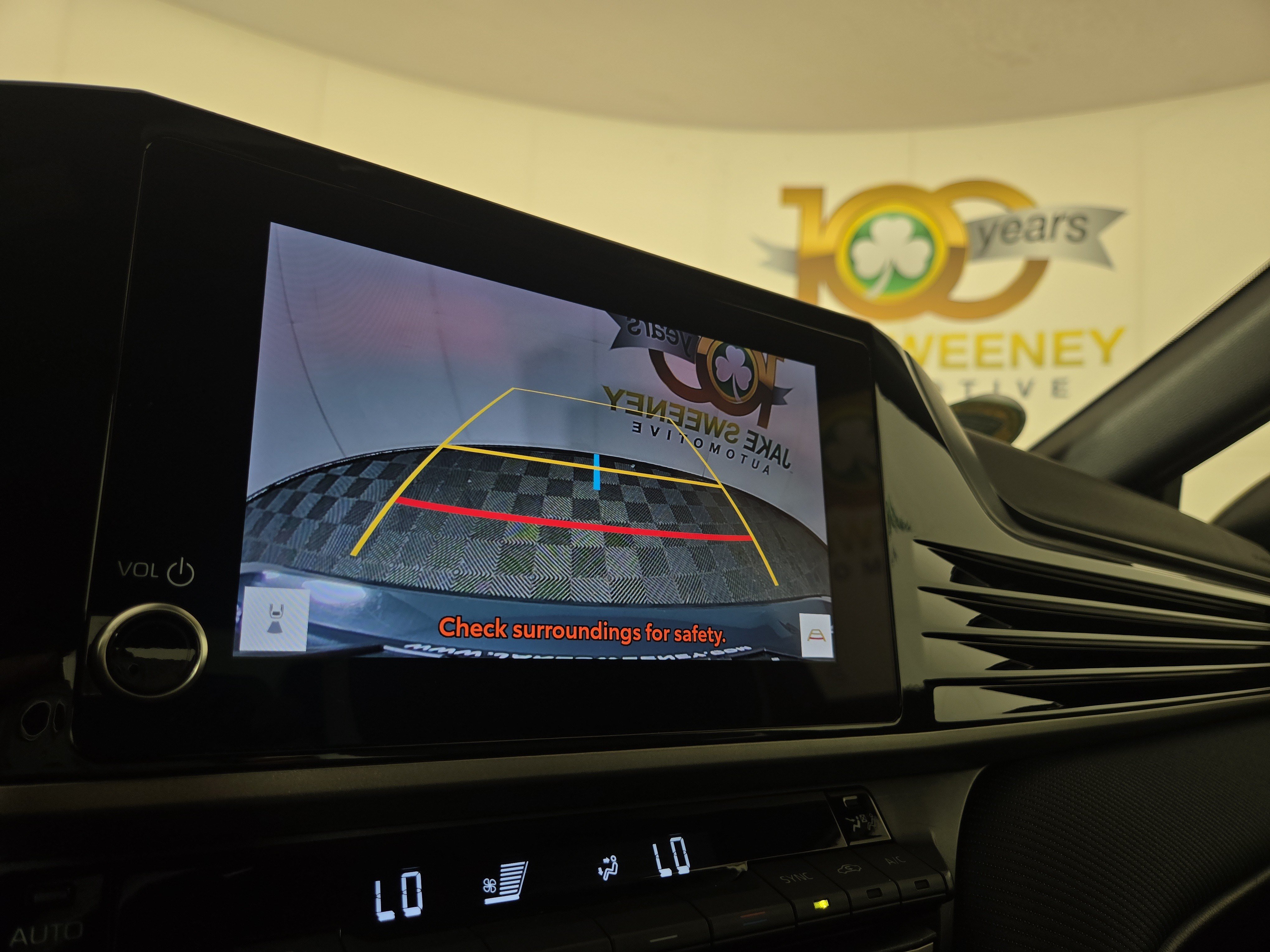 Used 2025 Toyota Camry SE FWD image 20