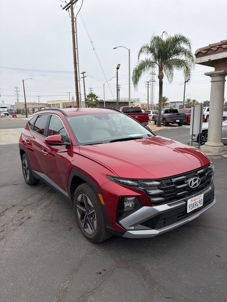 Used 2025 Hyundai Tucson SEL image 4