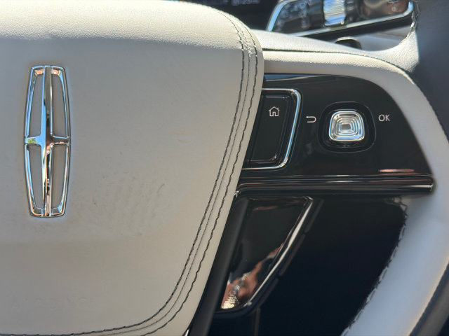 New 2027 Lincoln Aviator Reserve w/ Luxury Package RWD image 31