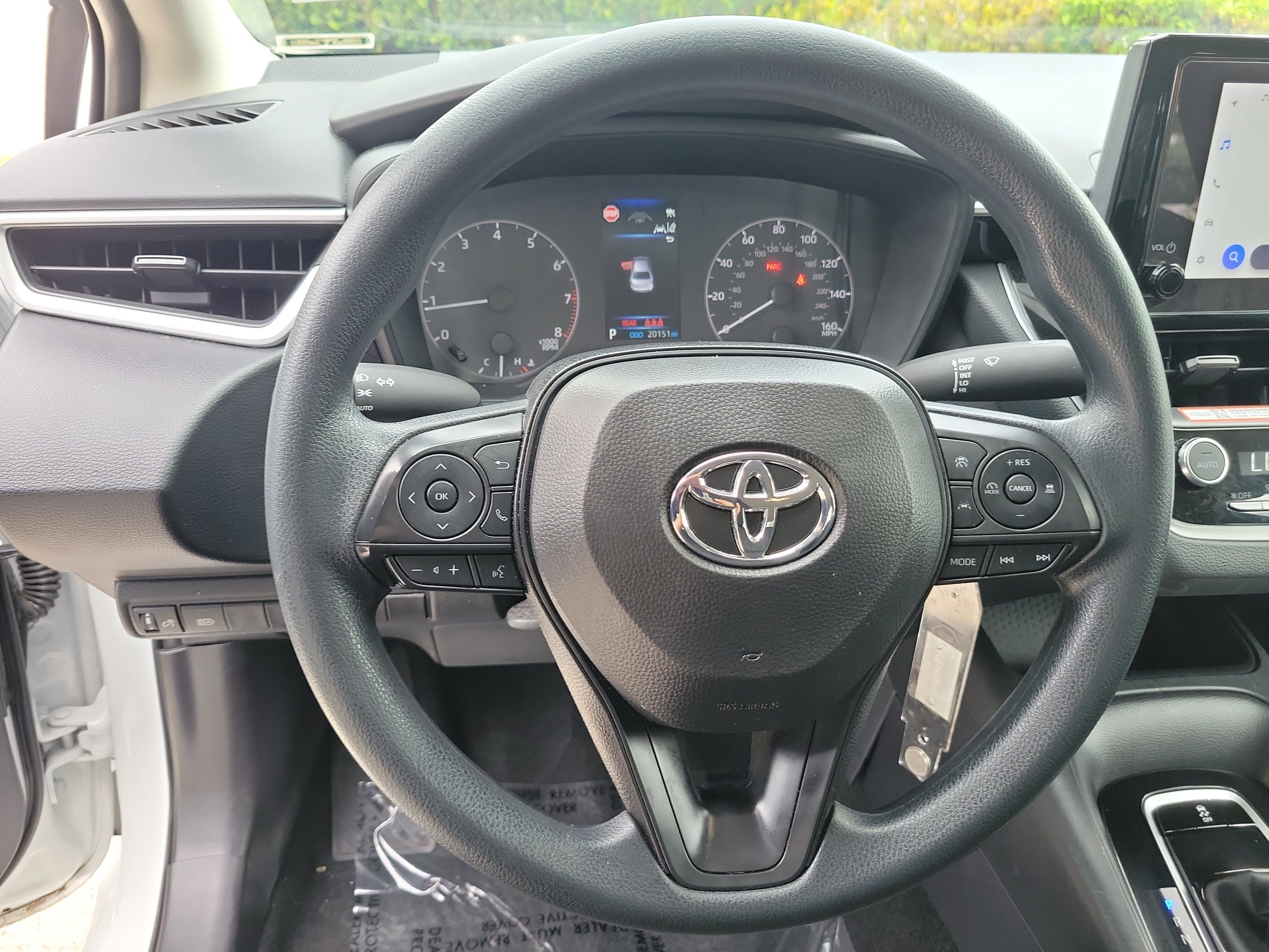 Used 2025 Toyota Corolla LE FWD image 25
