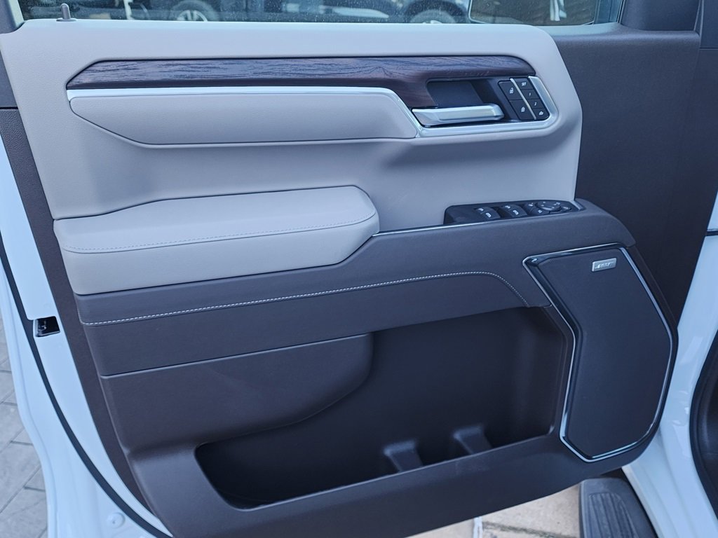 New 2026 GMC Sierra 1500 SLT w/ SLT Premium Plus Package image 14