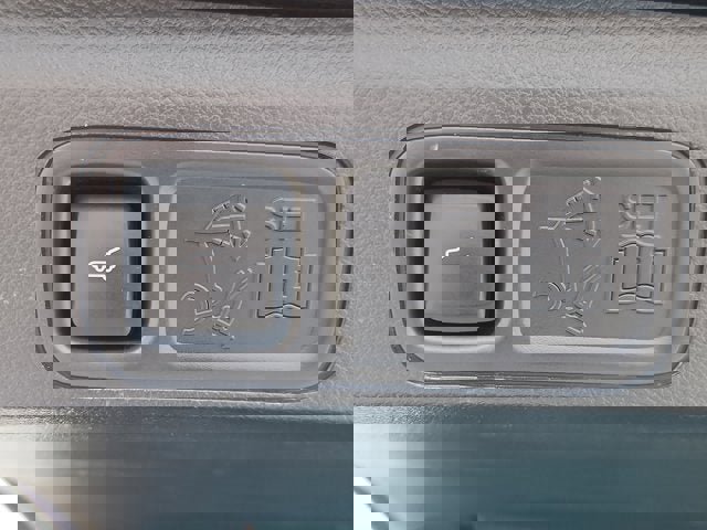 Used 2023 Ford Expedition Platinum image 19