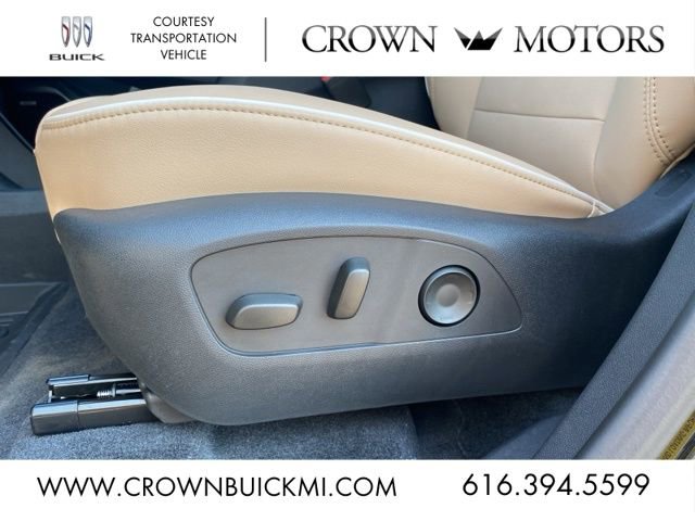 Used 2025 Buick Enclave Preferred w/ LPO, Floor Liner Package image 10
