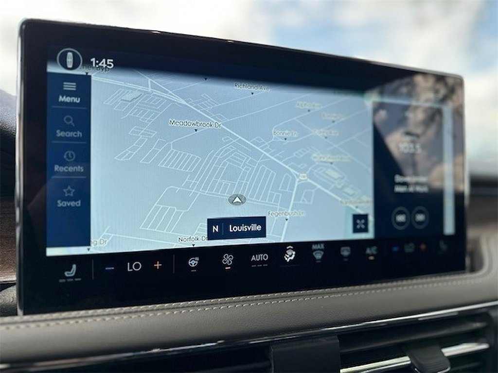 New 2025 Lincoln Corsair Reserve image 15