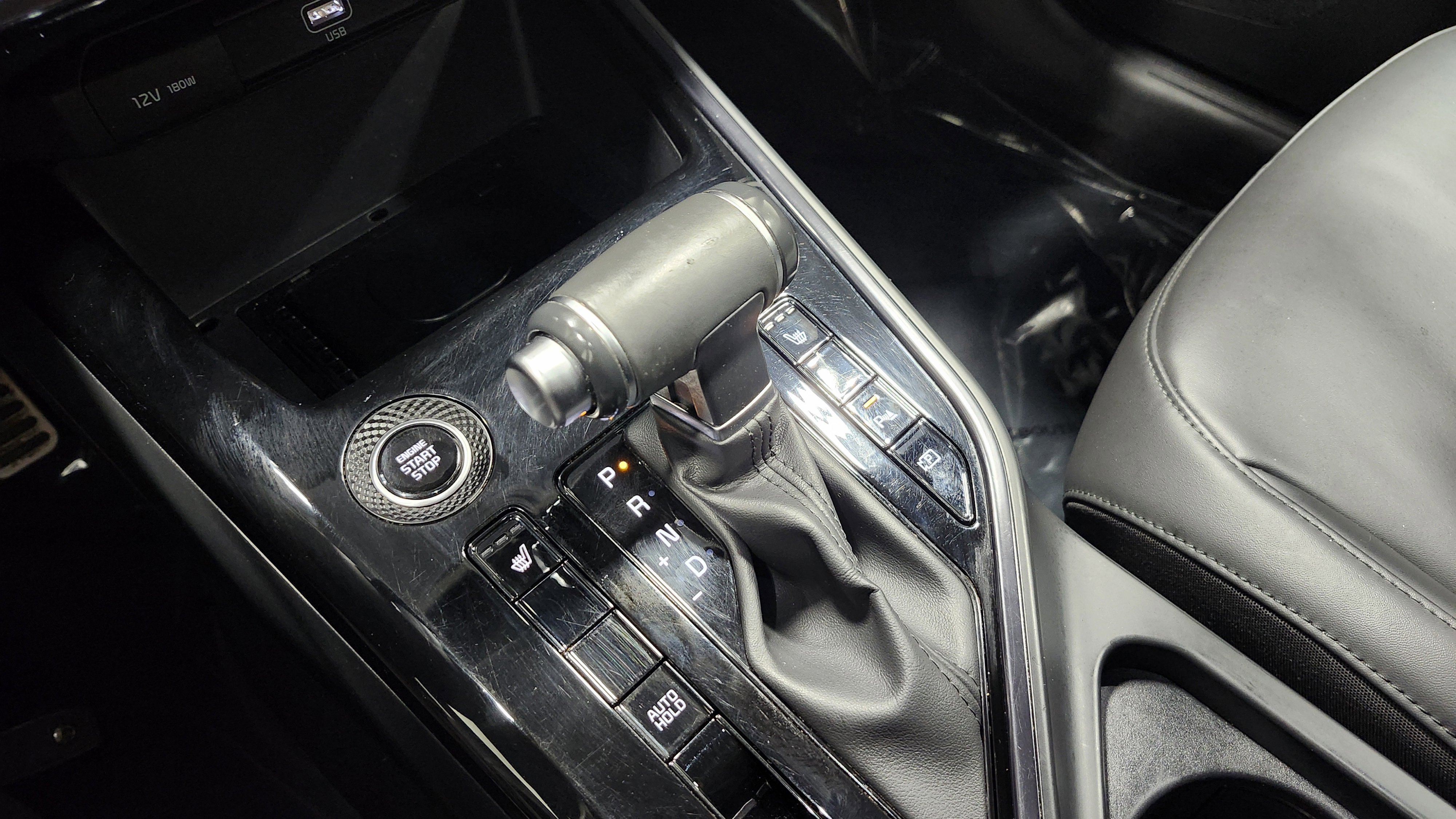 Used 2023 Kia Niro EX Touring image 32