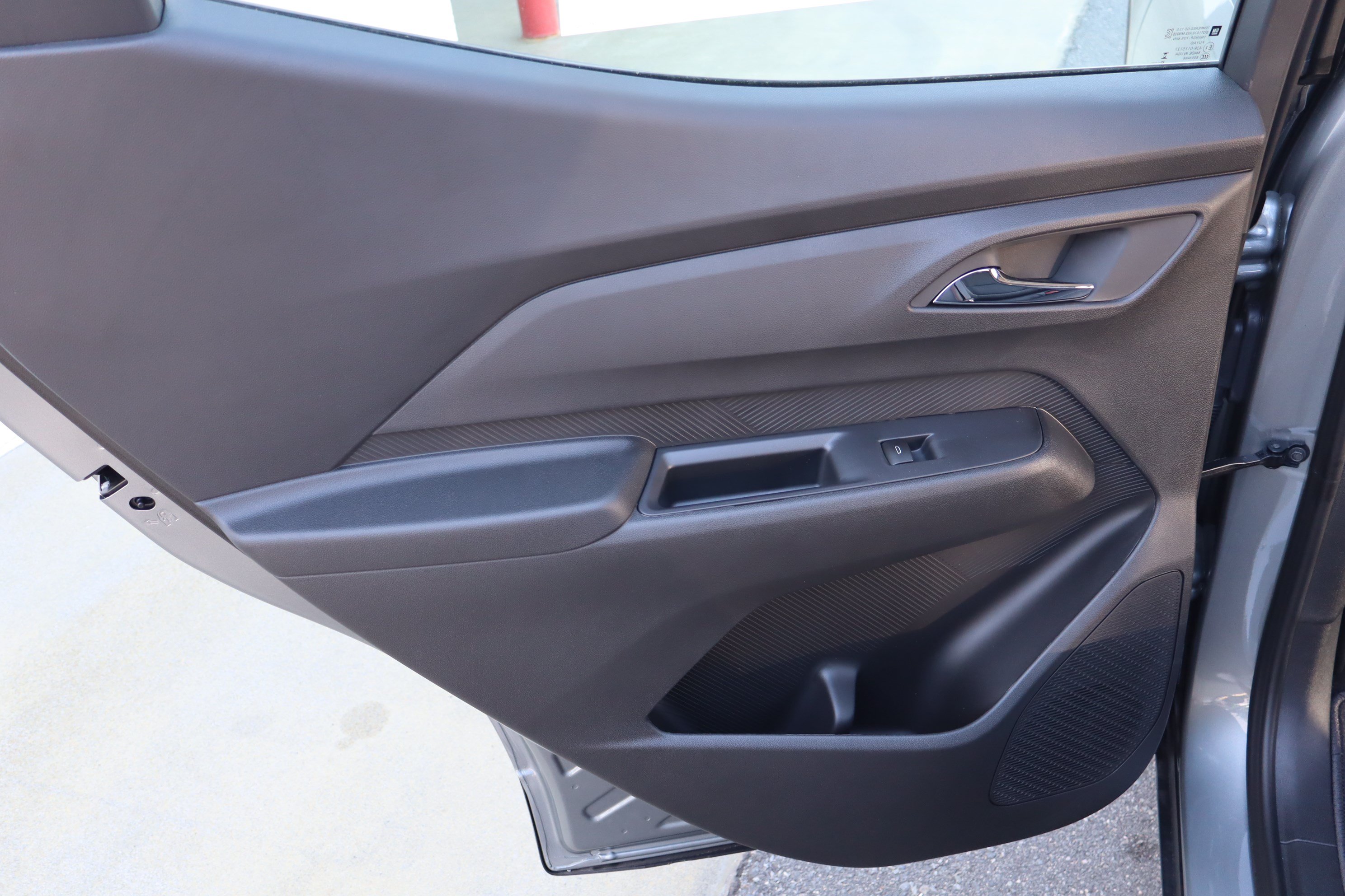 New 2027 Chevrolet Bolt RS w/ Technology Package FWD image 20
