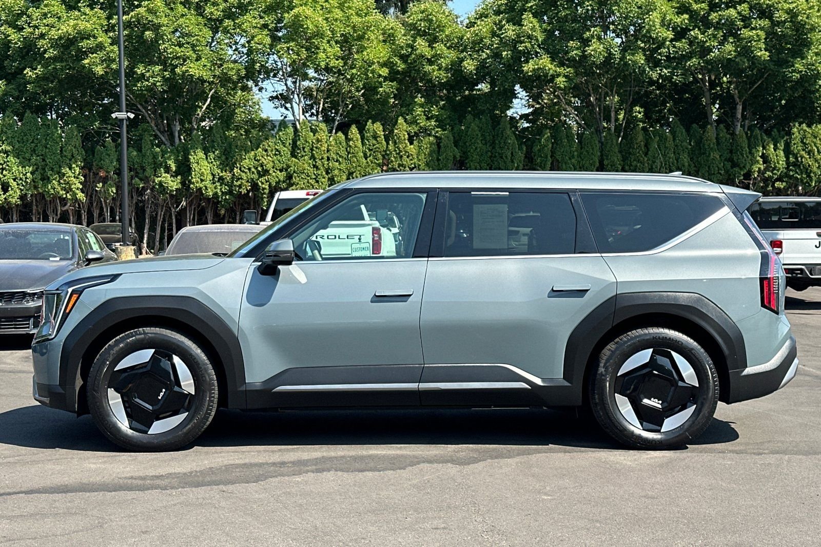 Certified 2024 Kia EV9 Wind AWD/4WD image 7
