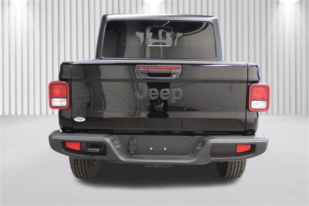 New 2026 Jeep Gladiator Sport image 4
