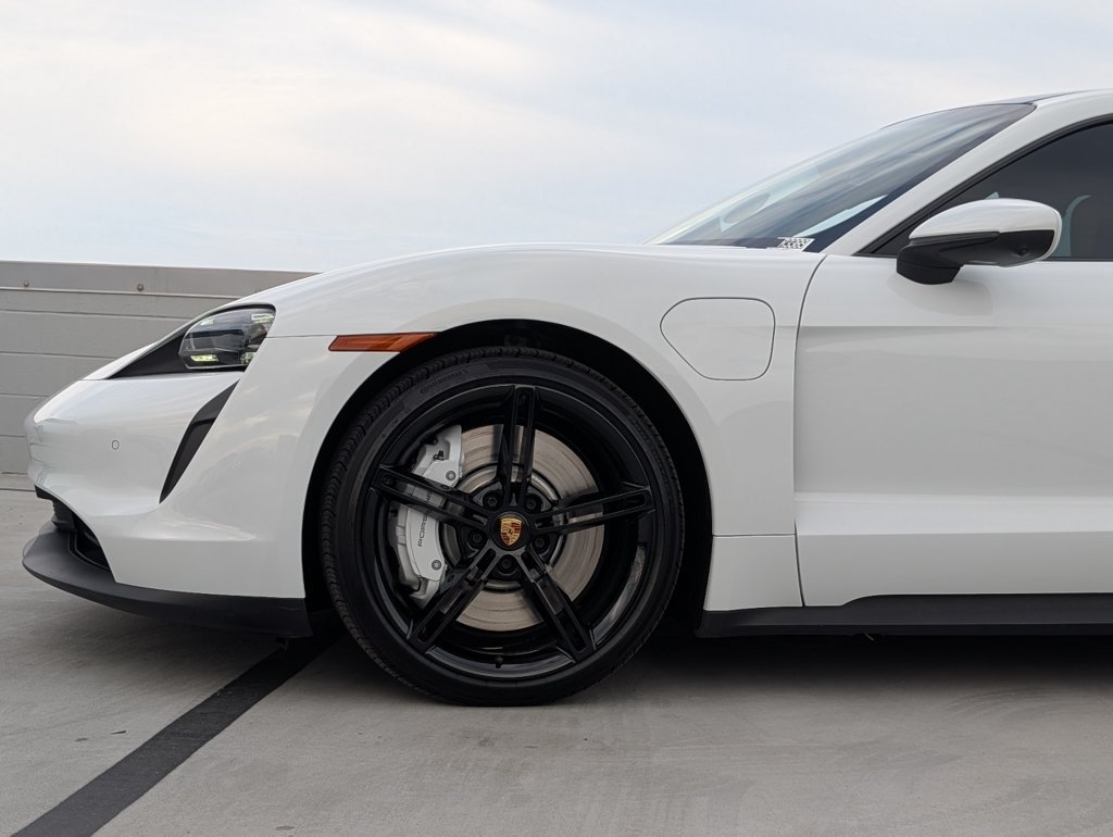 Certified 2023 Porsche Taycan RWD image 9